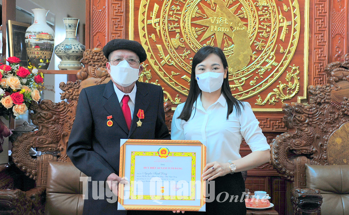 Ảnh tin