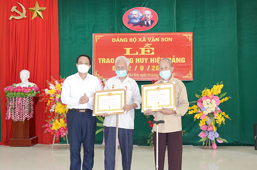 Ảnh tin
