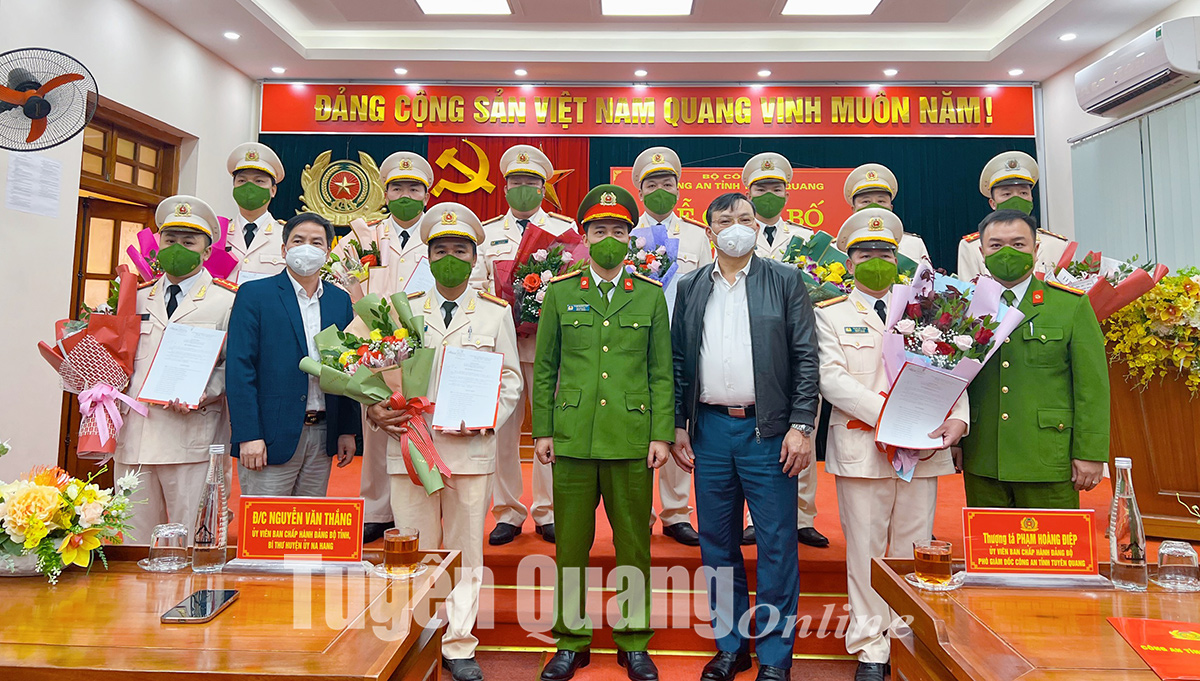 Ảnh tin