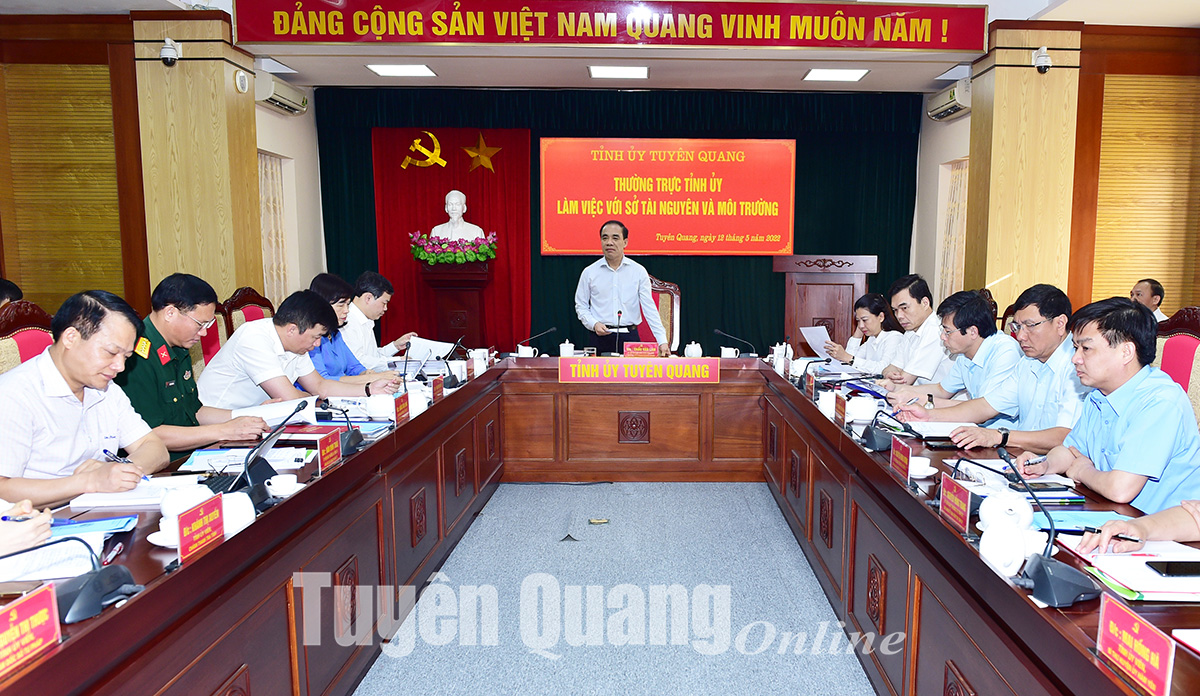 Thường trực Tỉnh ủy làm việc với Sở Tài nguyên và Môi trường