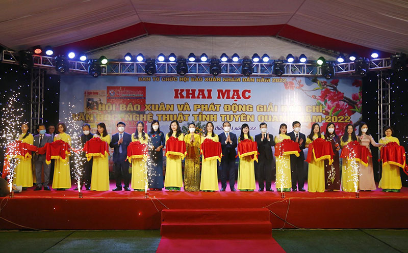 Báo chí Tuyên Quang góp phần vào sự phát triển kinh tế - xã hội của tỉnh