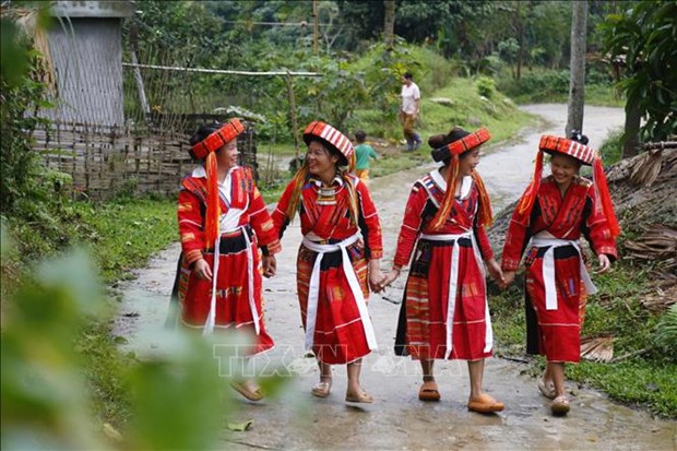 Phong tục đón Tết của người Pà Thẻn ở Tuyên Quang