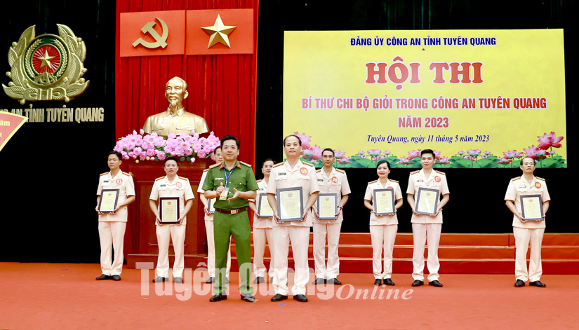Ảnh tin