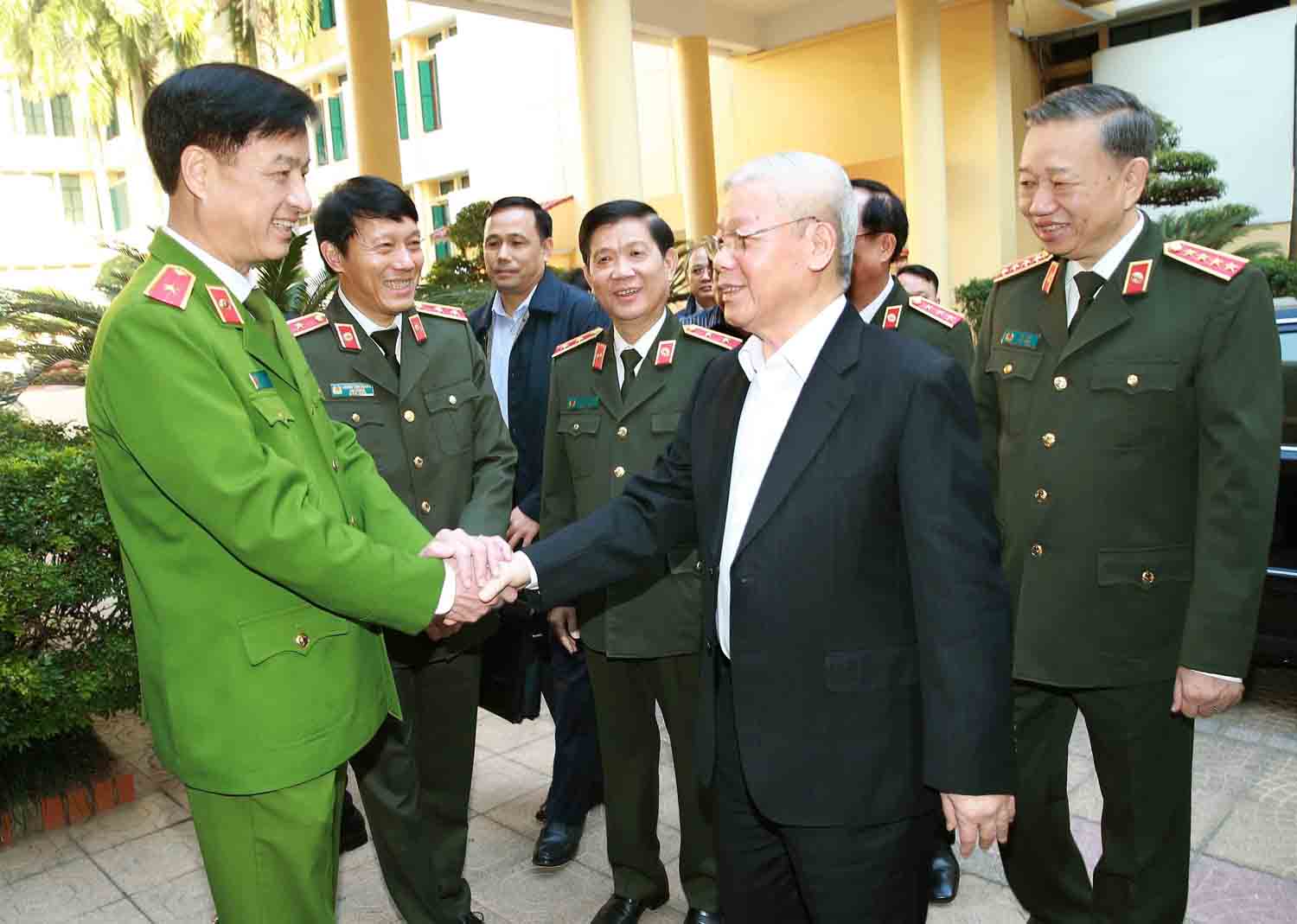 Ảnh tin
