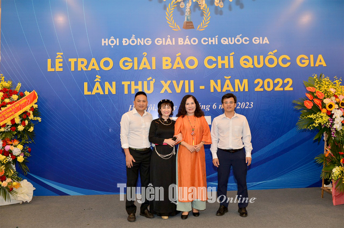 Ảnh tin