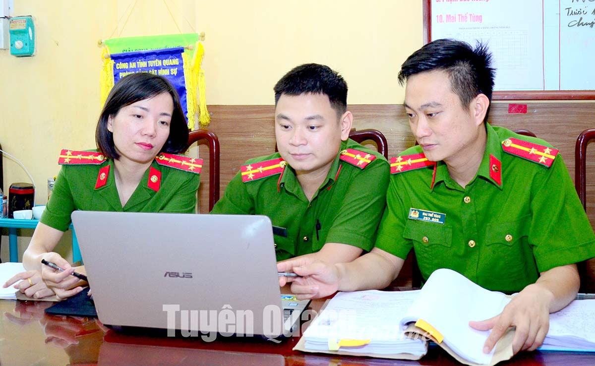 Ảnh tin