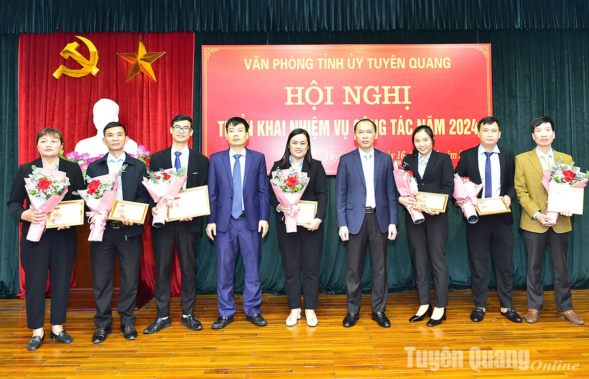 Ảnh tin