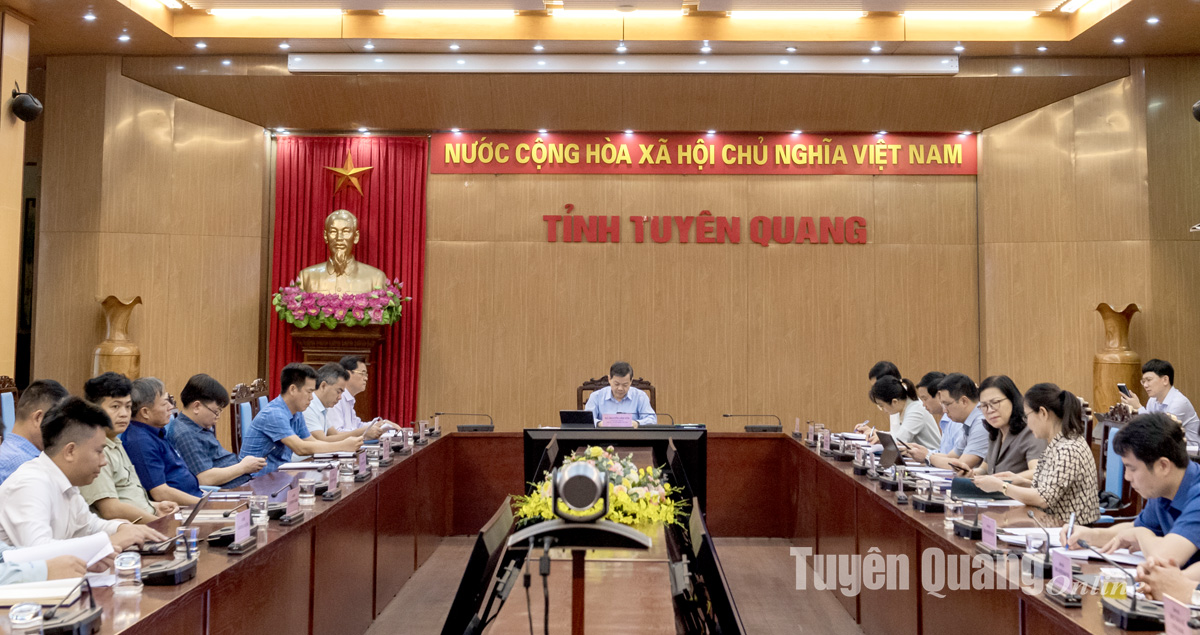 Thủ tướng Phạm Minh Chính chủ trì phiên họp thứ 10 Ban Chỉ đạo các công trình trọng điểm giao thông vận tải