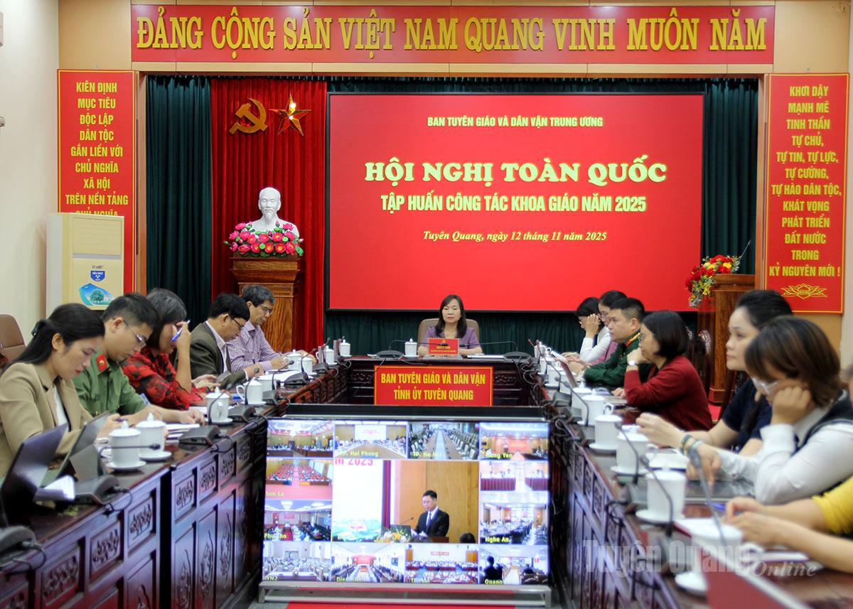 Tập huấn công tác khoa giáo năm 2025