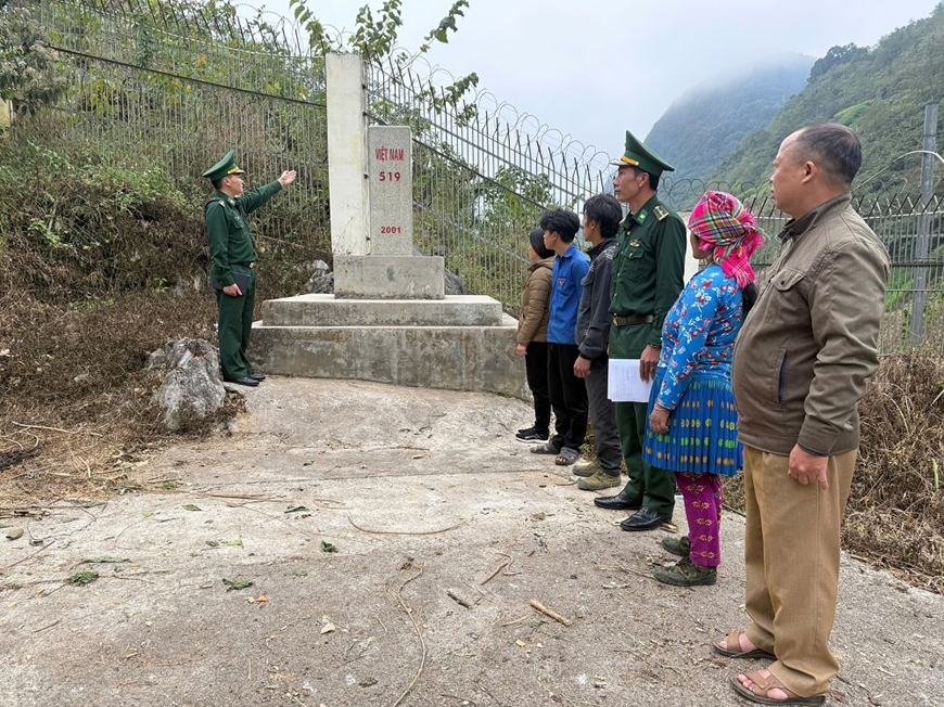 Vững vàng “thế trận lòng dân” nơi biên cương Tổ quốc