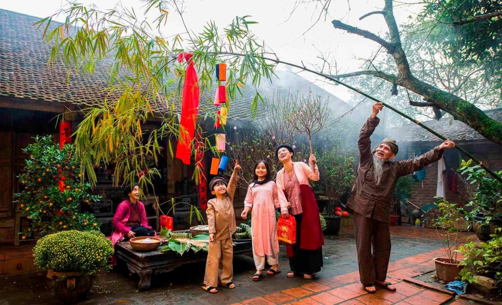 Vận dụng quan điểm của Chủ tịch Hồ Chí Minh về bảo tồn, phát huy giá trị di sản văn hóa ở nước ta hiện nay