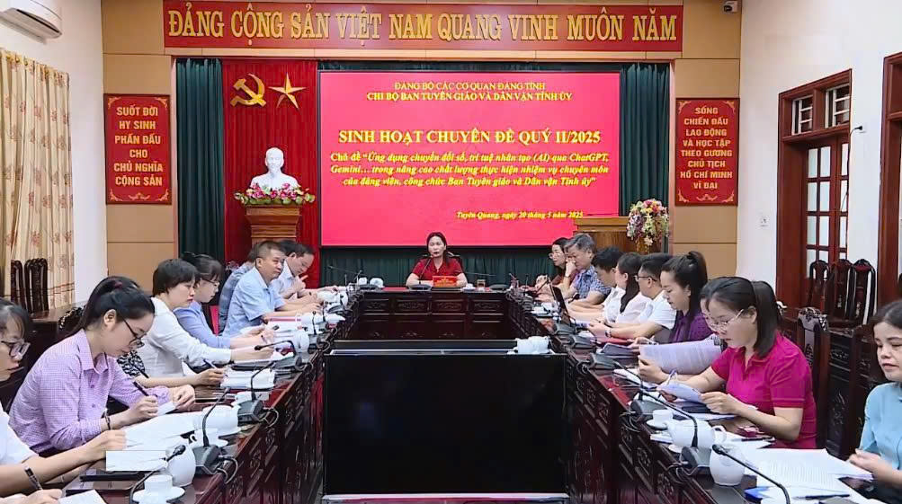 Tổ chức sinh hoạt chi bộ chuyên đề 
