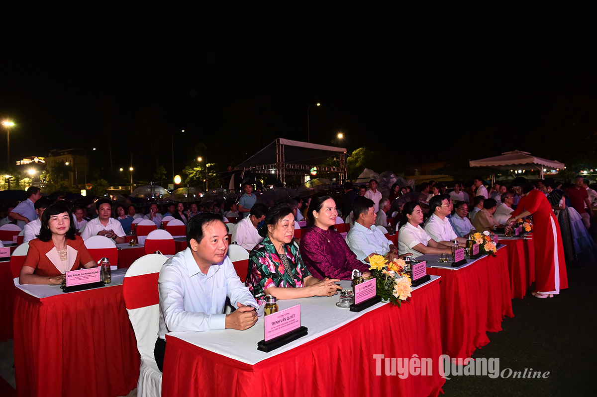 Chương trình nghệ thuật 