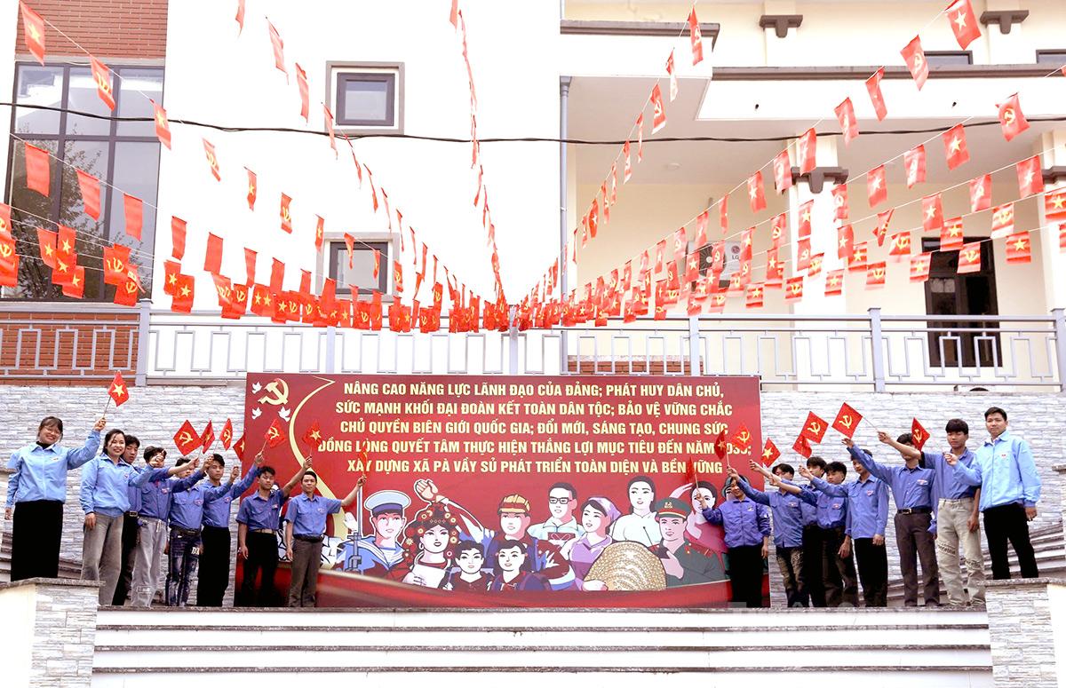 Tuyên Quang hân hoan chào mừng Ngày hội lớn