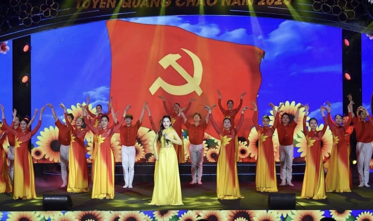 Tập trung cao điểm tuyên truyền  Đại hội đại biểu toàn quốc lần thứ XIV của Đảng