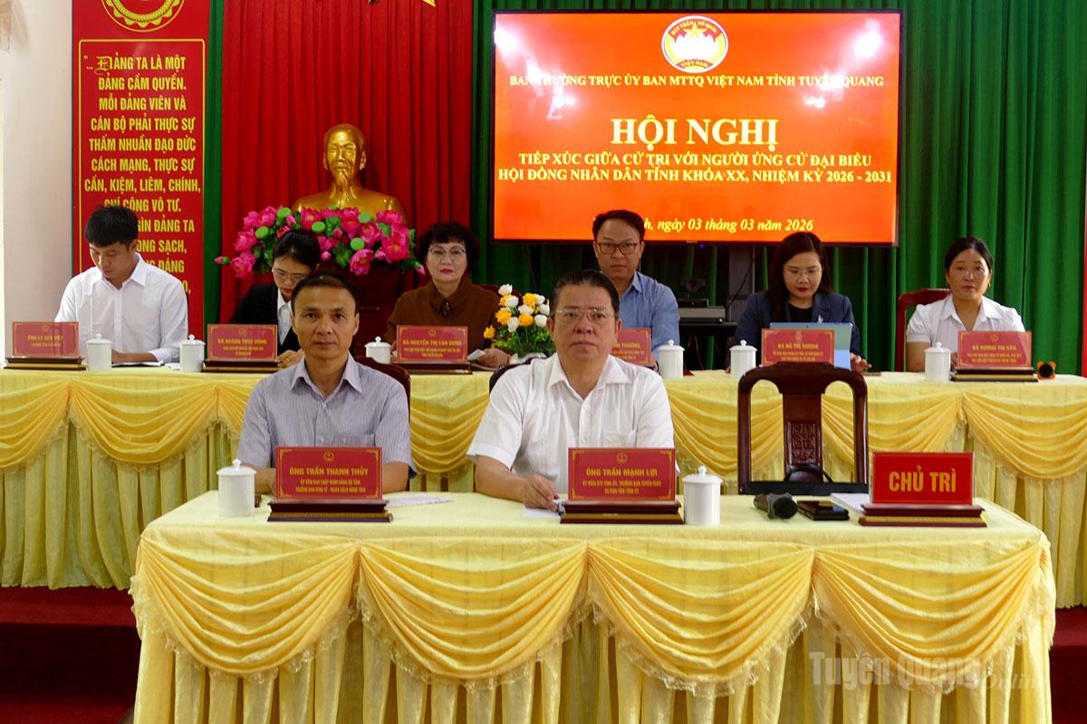 Sáng 3-3, các ứng cử viên đại biểu HĐND tỉnh khóa XX, nhiệm kỳ 2026 – 2031 thuộc đơn vị bầu cử số 8 tiếp xúc cử tri tại xã Yên Thành. Hội nghị do Ban Thường trực Ủy ban MTTQ Việt Nam tỉnh tổ chức.