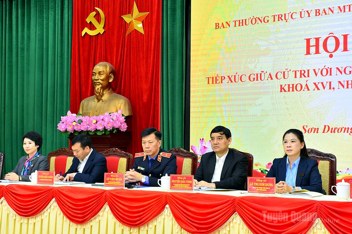 Cử tri các xã Sơn Dương, Phú Lương, Trường Sinh tin tưởng, kỳ vọng vào chương trình hành động của các ứng cử viên đại biểu Quốc hội