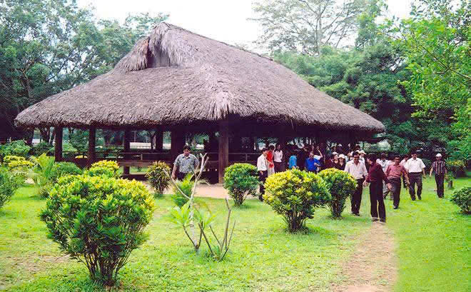 TUYÊN QUANG - TỪ KHỞI NGHĨA GIÀNH CHÍNH QUYỀN ĐẾN THỦ ĐÔ KHU GIẢI PHÓNG TRONG CÁCH MẠNG THÁNG TÁM NĂM 1945