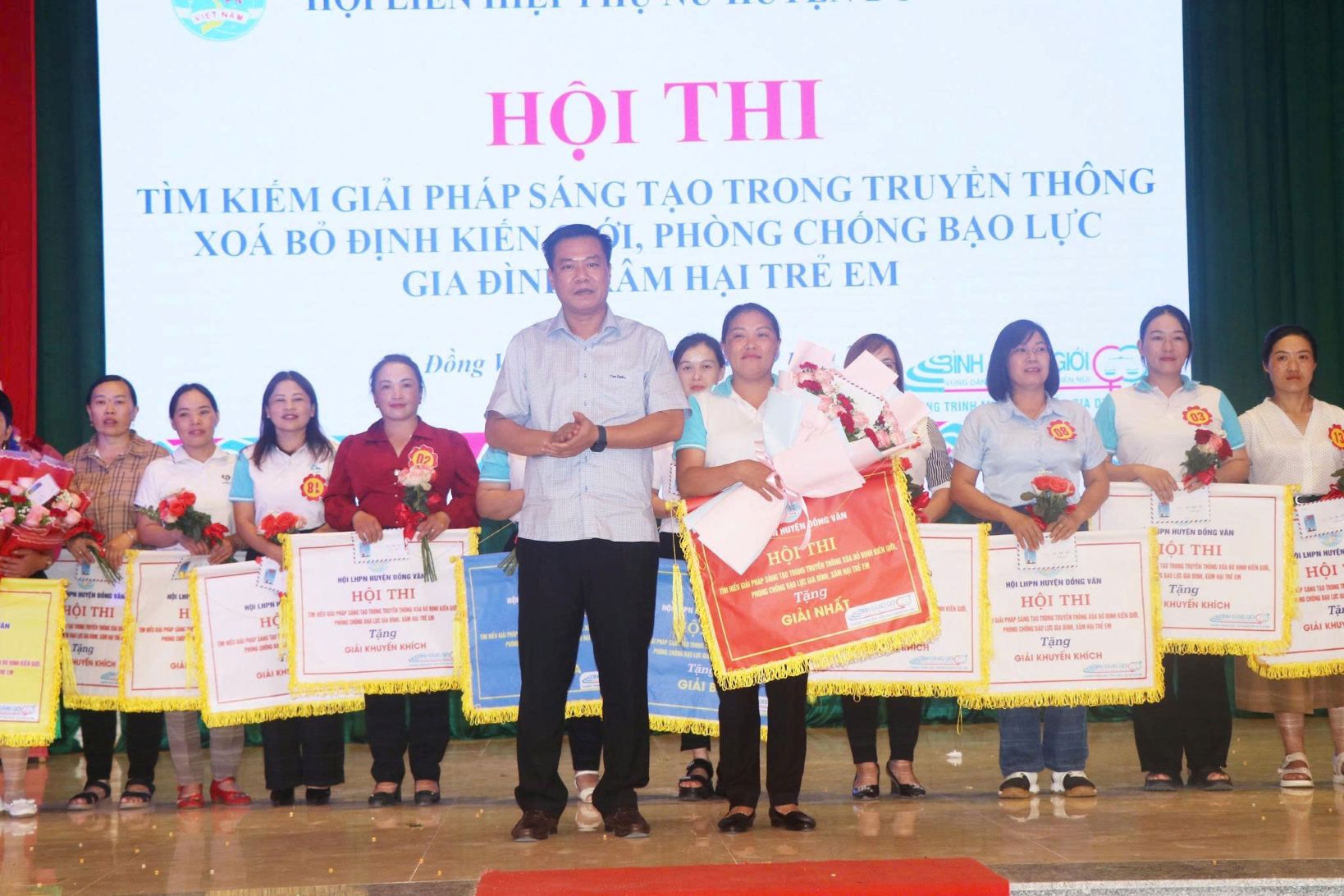 Ảnh tin