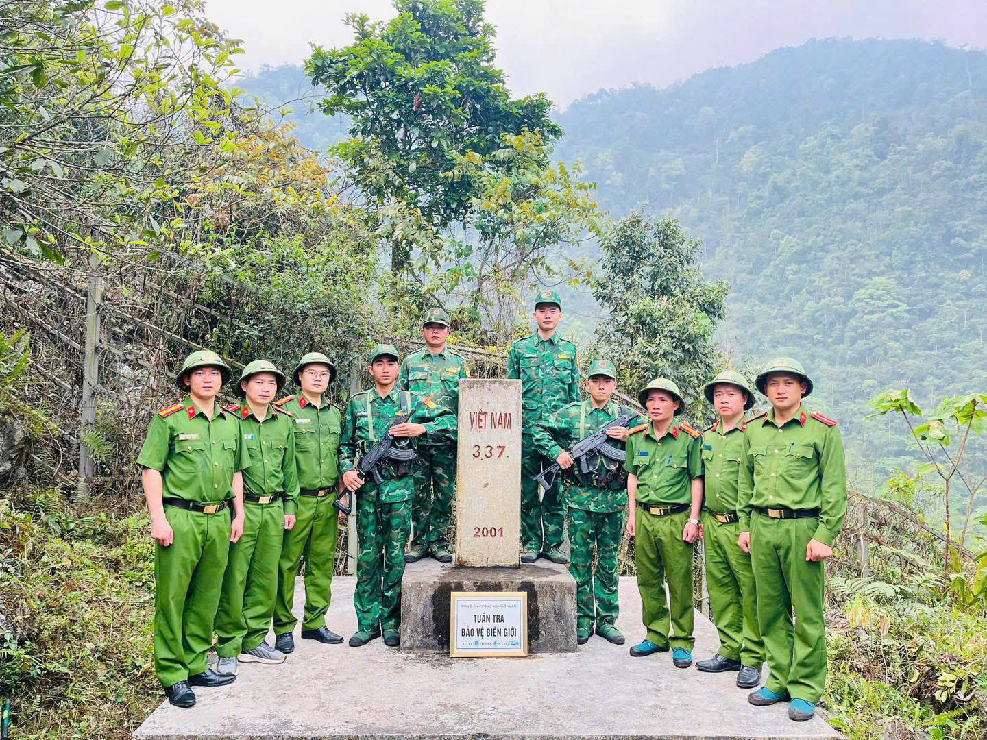 Ảnh tin