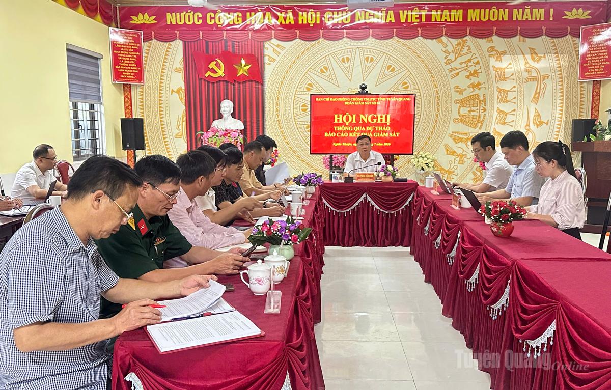 Quang cảnh buổi làm việc.