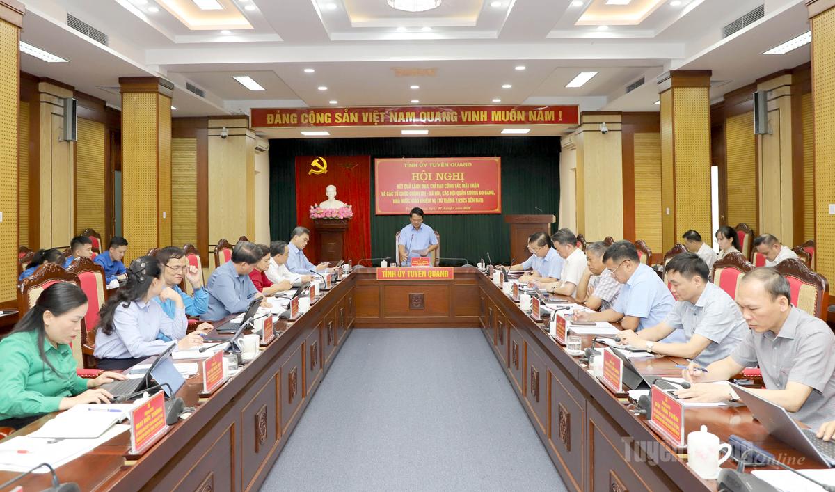 Quang cảnh hội nghị.