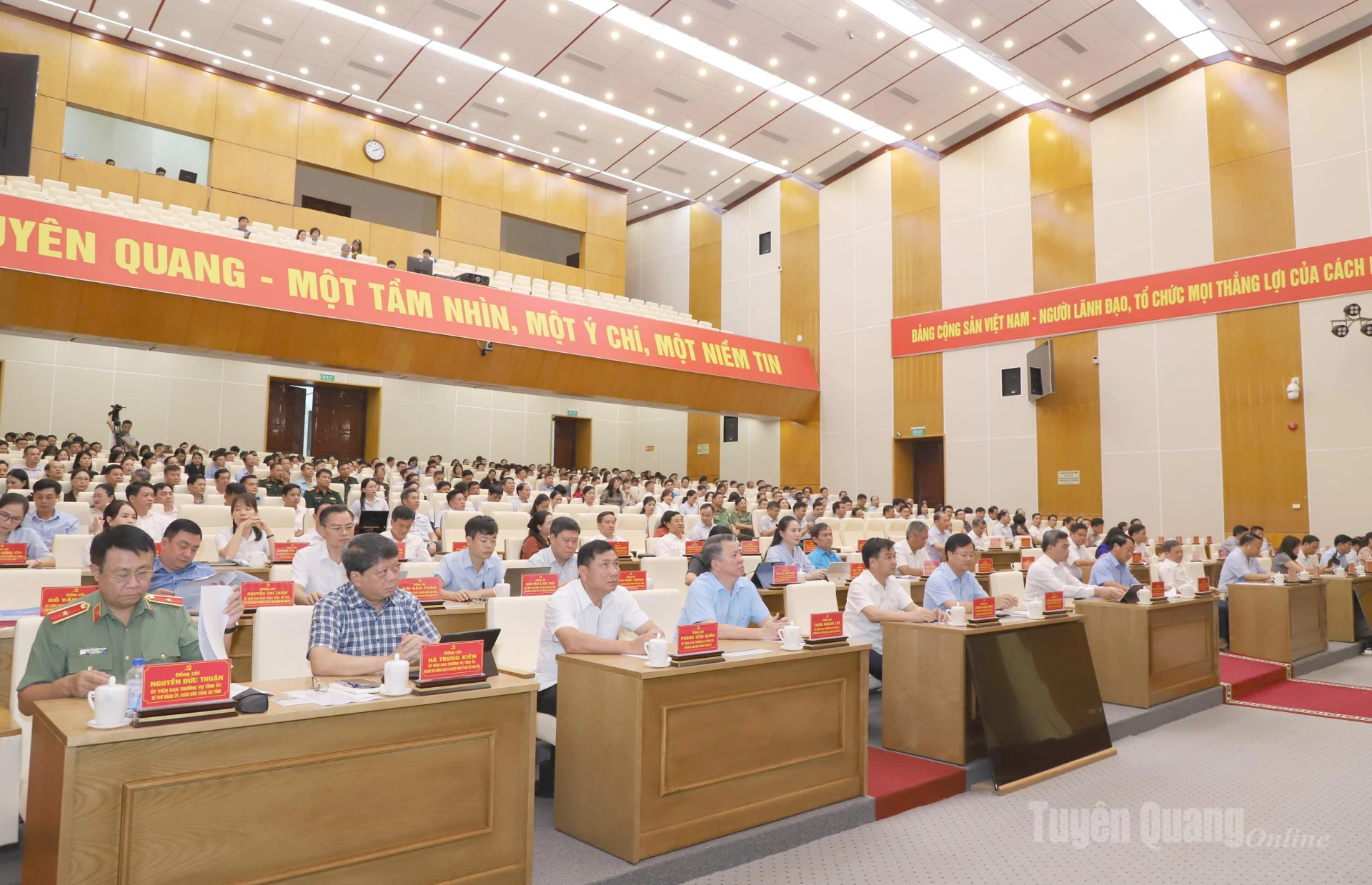 Ảnh tin