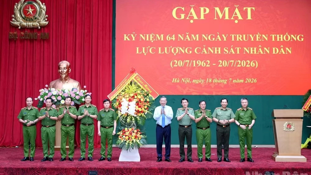 Ảnh tin